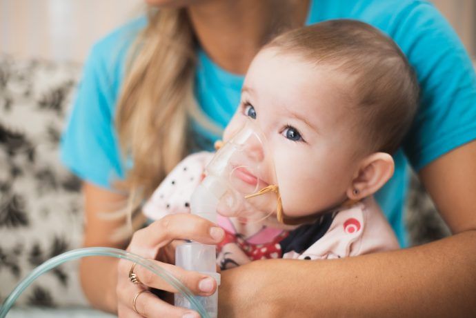 baby inhalieren tipp gesichtsmaske von vernebler muss gut sitzen