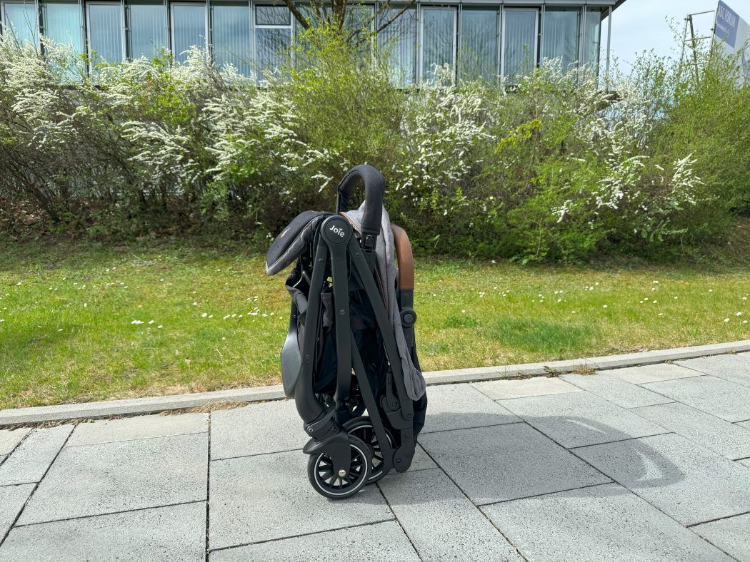 joie tourist klappmaß packmaß reisebuggy