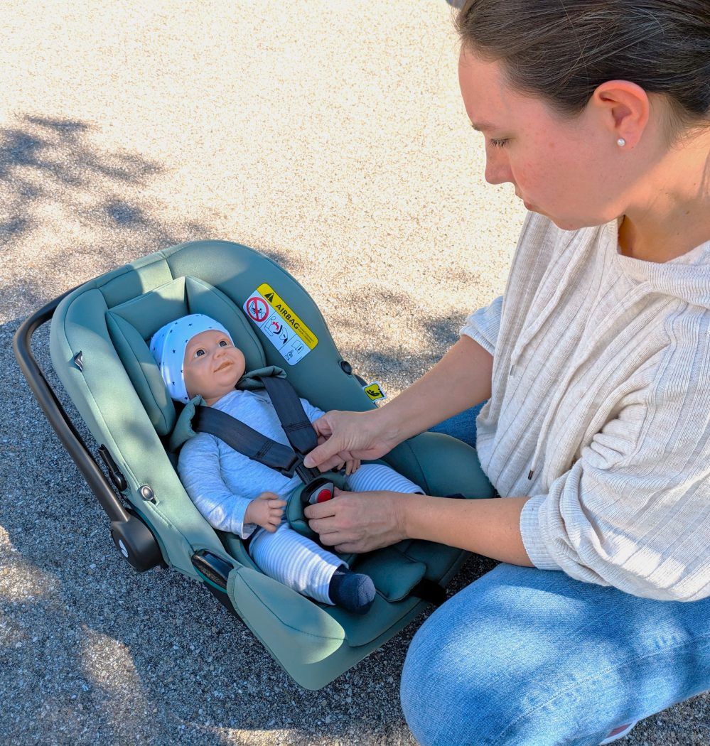 baby anschnallen gurte babyschale joie i-snug 2