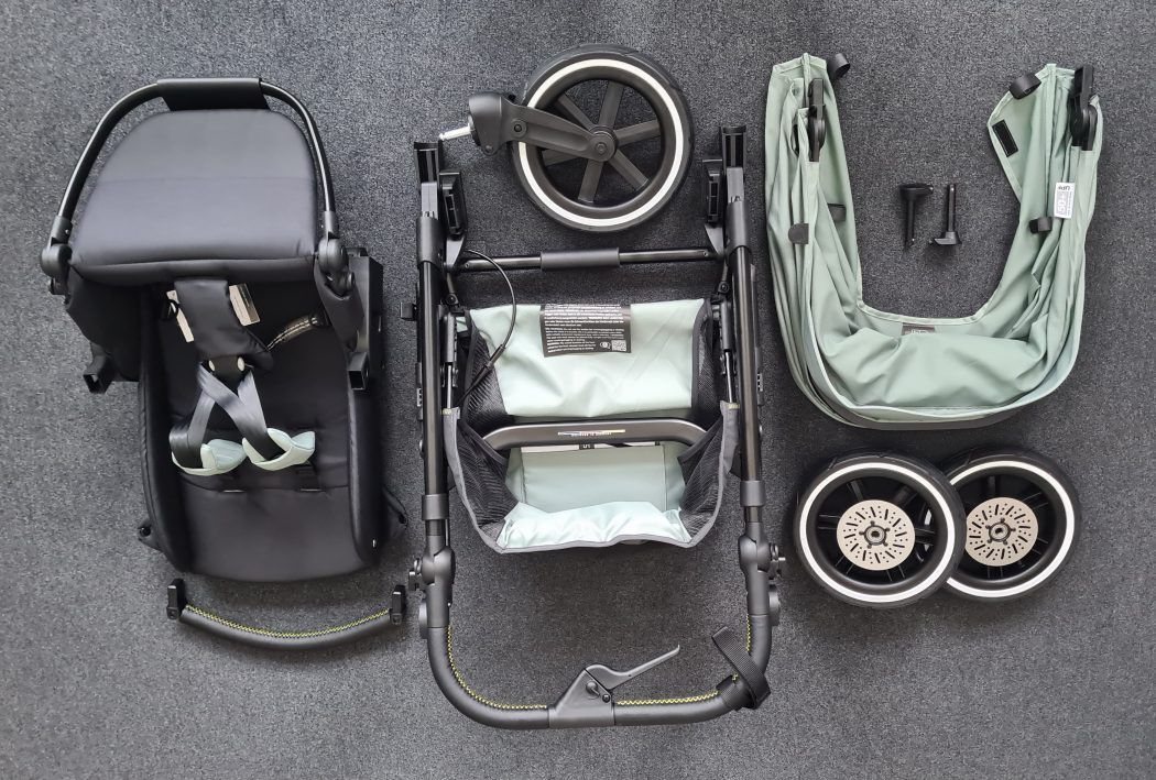 flatlay abc design salsa run jogger