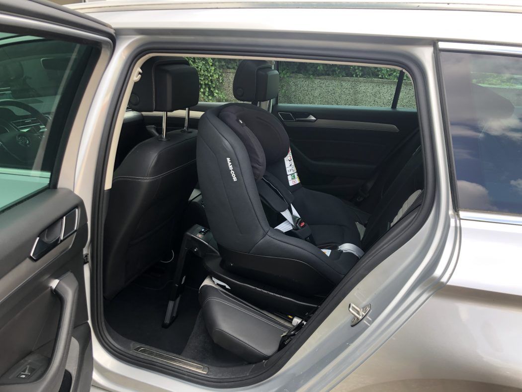 maxi cosi pearl pro 2 test erfahrungen einbauen ins auto