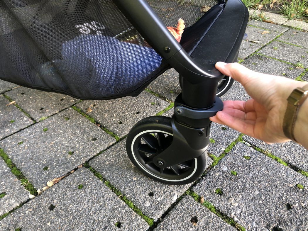 joie pact pro test vorderräder verriegeln
