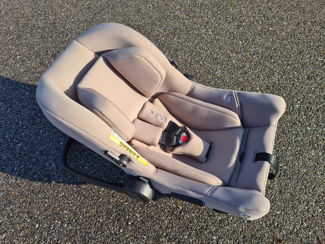 nuna pipa urbn test babyschale mit neugeboreneneinsatz