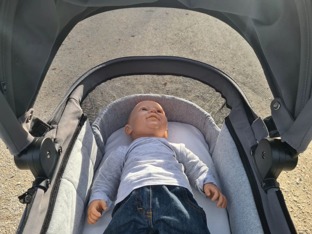 fenster meshnetz bel&uuml;ftung puppe in babywanne comfort n care air set test