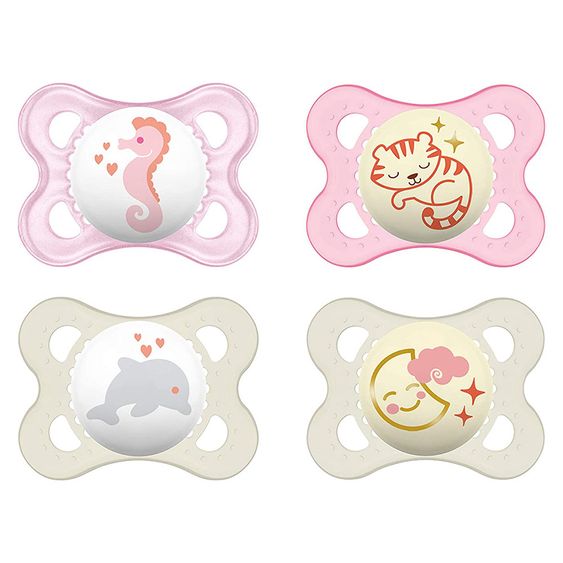 MAM Schnuller 4er Pack Day & Night - Silikon 0-6 M - Delfin Tiger Mond