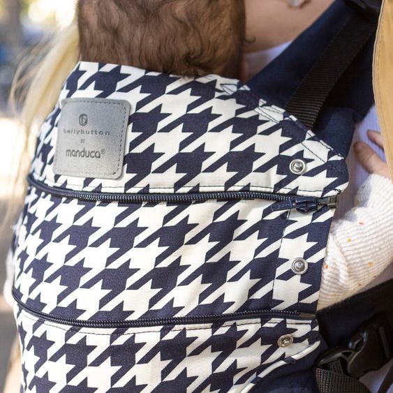 manduca Babytrage First für Neugeborene ab 3,5 kg - 20 kg mit 3 Tragepositionen aus 100% Bio-Baumwolle - Bellybutton - PepitaNavy