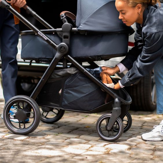 Maxi-Cosi 2 -in- 1 Kombi-Kinderwagen Zelia³ wendbarer Sitz & Wanne in einem, verstellbarer Schieber, 22 kg - Essential Graphite