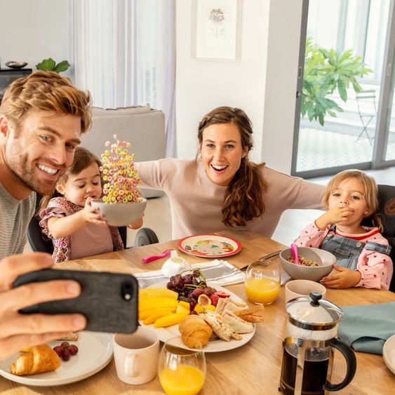 Maxi-Cosi 6in1 Hochstuhl Minla mitwachsend ab Geburt-6 Jahre Hochstuhl, Babyliege mit Liegefunktion & Tablett - Essential Graphite