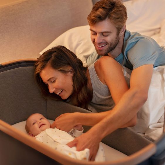 Maxi-Cosi Beistellbett Iora klappbar, inkl. Matratze & Reisetasche - Essential Graphite