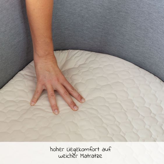 Maxi-Cosi Beistellbett Iora klappbar, inkl. Matratze & Reisetasche - Essential Graphite