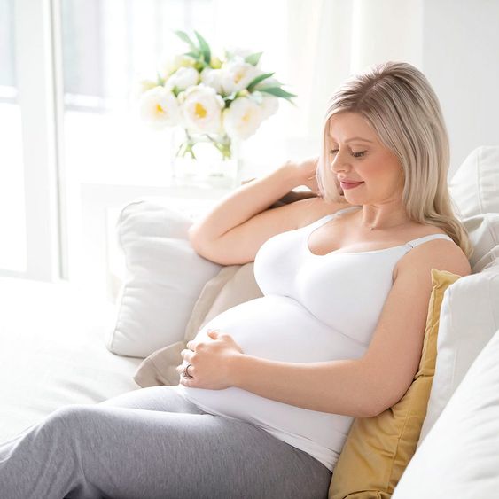 Medela Komfort-Top für Schwangerschaft und Stillzeit - Weiß - Gr. S