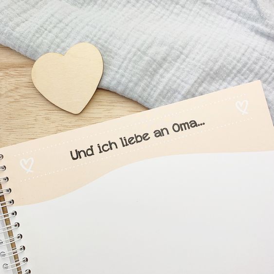Mintkind Erinnerungsbuch / Familienbuch / Babybuch - Ich und meine Oma