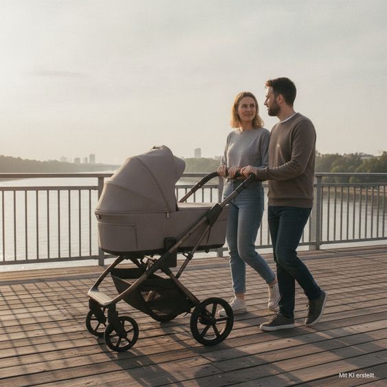 Moon 2 in 1 Kombi-Kinderwagen Ciao FOLD bis 22 kg mit faltbarer Babywanne, Liegeposition, Knickschieber - Sand