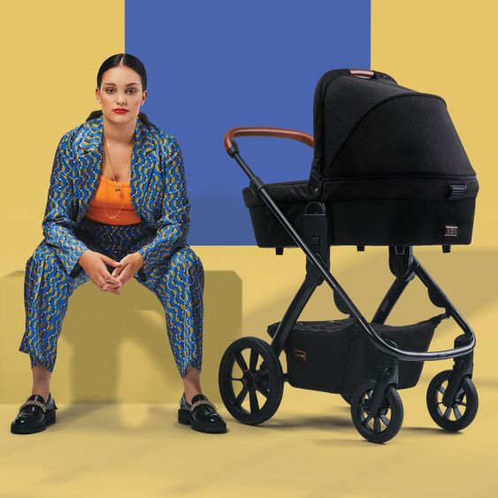 Moon Passeggino combinato 2in1 No One 2.0 Seduta sportiva, navicella, materassino, incl. 2 set di ruote - fino a 22 kg - Nero