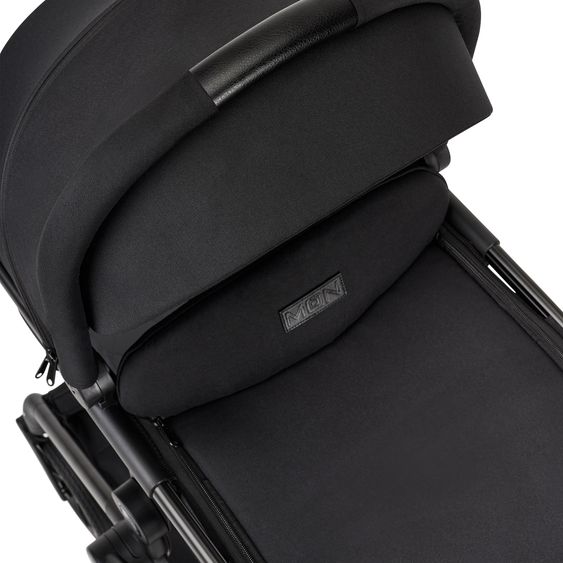Moon 2in1 Kombi-Kinderwagen-Set Clicc bis 22 kg belastbar - umsetzbare Sitzeinheit, Babywanne, Teleskopschieber, Wickeltasche, Fußsack & Zubehör - Black Melange
