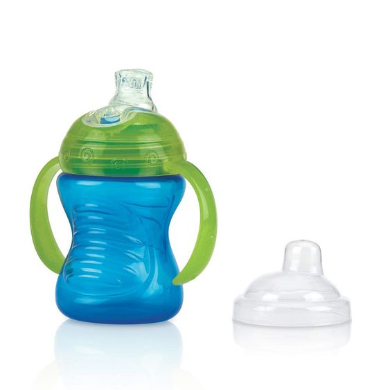 Nuby Trinklern-Becher 240 ml auslaufsicher mit Silikon-Mundstück - verschiedene Farben