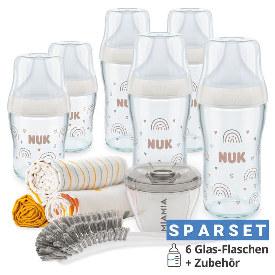 https://media.babyartikel.de/nuk-premium-glas-flaschen-set-perfect-match-11-tlg-6-babyflaschen-flaschenburste-milchpulverportionierer-3-spucktucher-regenbogen-weiss-set-1119-d0.jpeg?preset=large