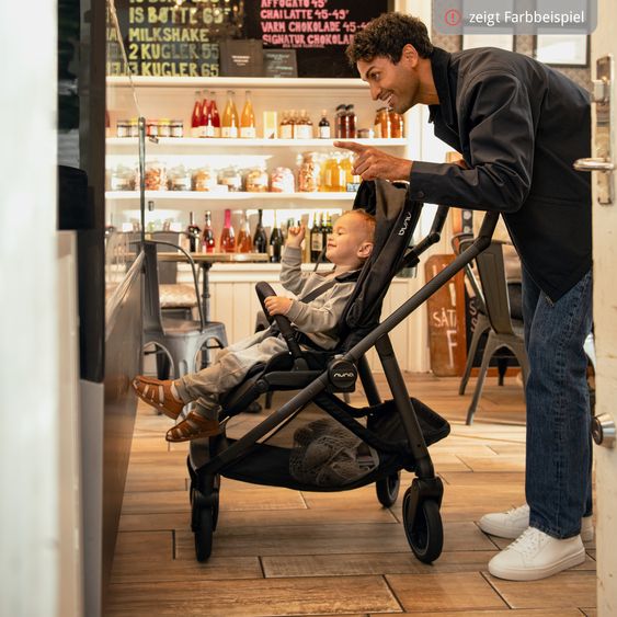 Nuna 2in1 Kombi-Kinderwagen-Set SWIV bis 22 kg mit Babywanne, Adapter, Transporttasche, Getränkehalter, Regenschutz & Spieltier - Biscotti