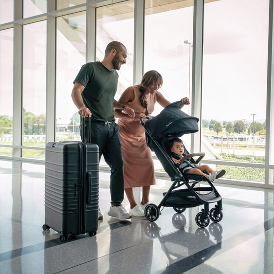 Nuna 2in1 Kombi-Kinderwagen-Set TRVL Lx bis 22 kg mit Babywanne, Tragetasche, Regenschutz & Spieltier - Cedar