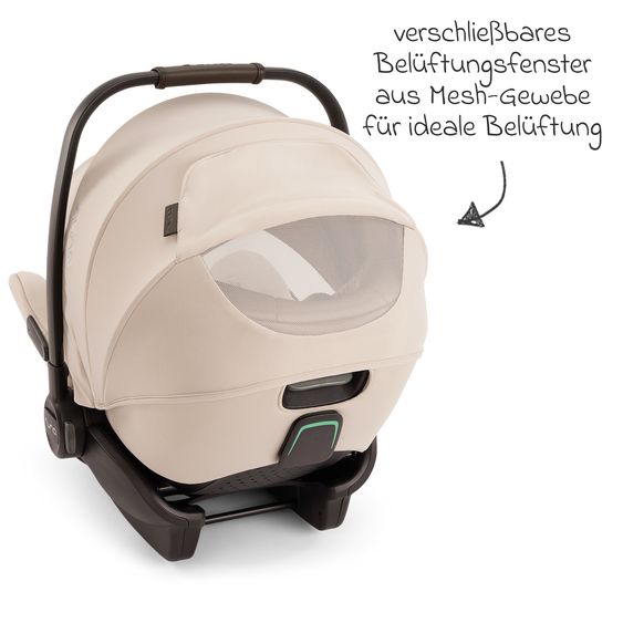 Nuna Babyschale ARRA flex i-Size inkl. Base Curv ab Geburt bis 13 kg (40 cm - 87 cm) Liegeposition 157° , Sitzverkleinerer, Sonnenverdeck, Polsterschutz, Spieltier - Biscotti