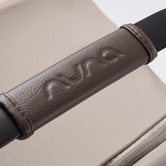 Nuna Seggiolino auto per neonati PIPA next i-Size dalla nascita fino a 13 kg (40 cm - 83 cm) incl. riduttore seduta, tendina parasole con Dream Drape solo 2,8 kg - Chateau