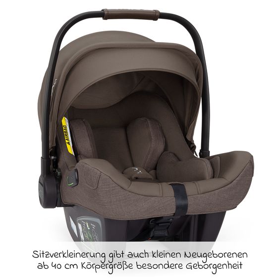Nuna Seggiolino auto per neonati PIPA next i-Size dalla nascita fino a 13 kg (40 cm - 83 cm) incl. riduttore seduta, tendina parasole con Dream Drape solo 2,8 kg - Castagna