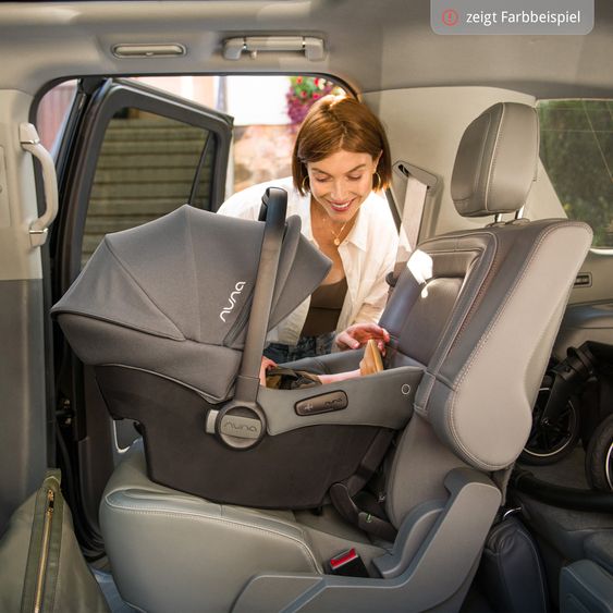 Nuna Babyschale PIPA urbn R 129 ab Geburt bis 13 kg (40 cm - 75 cm) mit Isofix inkl. Sitzverkleinerer & Sonnenverdeck nur 3,3 kg - Cedar