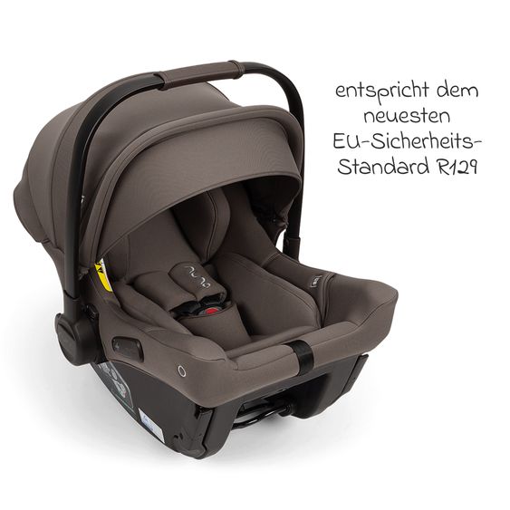 Nuna Babyschale PIPA urbn R 129 ab Geburt bis 13 kg (40 cm - 75 cm) mit Isofix inkl. Sitzverkleinerer & Sonnenverdeck nur 3,3 kg - Chestnut
