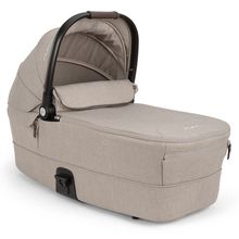 Carrycot MIXX next from Birth up to 9 Months with Privacy Screen, Ventilation Window incl. Mattress & Rain Cover - Chateau