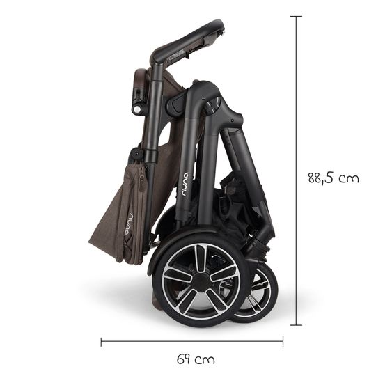 Nuna Buggy e Passeggino sportivo DEMI next bis 22 kg con Rider Board, chiusura magnetica della cintura, sedile Allwetter reversibile, maniglione regolabile in altezza, protezione visiva integrata incl. adattatore e copertura antipioggia - Castagna