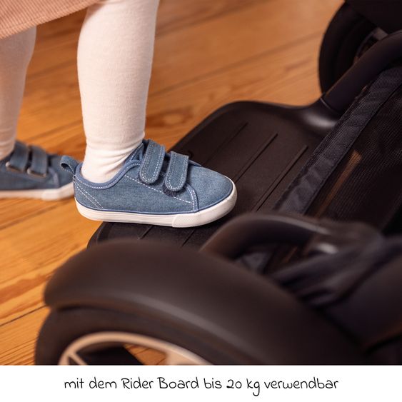 Nuna Buggy e Passeggino sportivo DEMI next bis 22 kg con Rider Board, chiusura magnetica della cintura, sedile Allwetter reversibile, maniglione regolabile in altezza, protezione visiva integrata incl. adattatore e copertura antipioggia - Thunder
