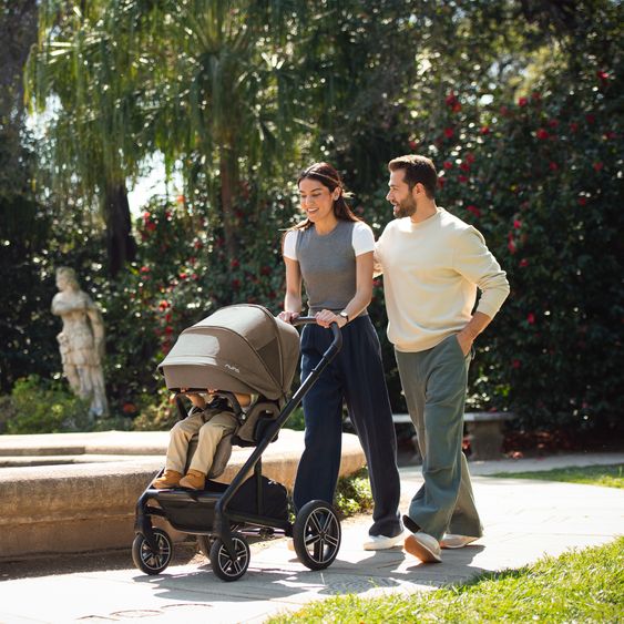 Nuna Buggy & Sportwagen MIXX next bis 22 kg mit magnetischem Gurtverschluss, umsetzbarem Allwettersitz, höhenverstellbarem Schieber, integrierter Sichtschutz inkl. Adapter, Kniedecke & Regenschutz - Thunder