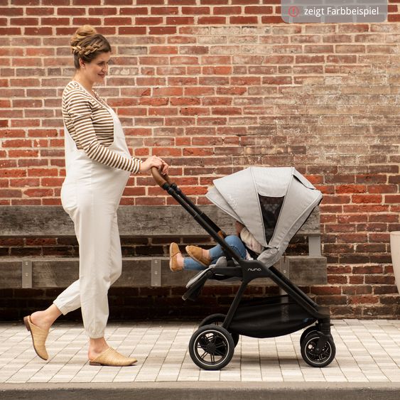 Nuna Buggy & Sportwagen TRIV next bis 22 kg mit magnetischem Gurtverschluss, umsetzbarem Allwettersitz, höhenverstellbarem Schieber - nur 8,9 kg schwer inkl. Adapter & Regenschutz - Pine