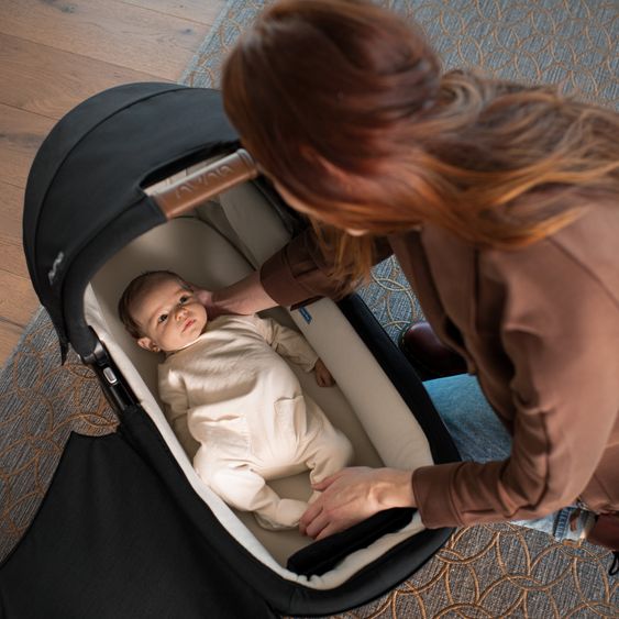 Nuna Buggy & Sportwagen TRIV next mit Liegefunktion, umsetzbarer Allwettersitz, Teleskopschieber nur 8,9 kg, inkl. Adapter & Regenschutz - Hazelwood