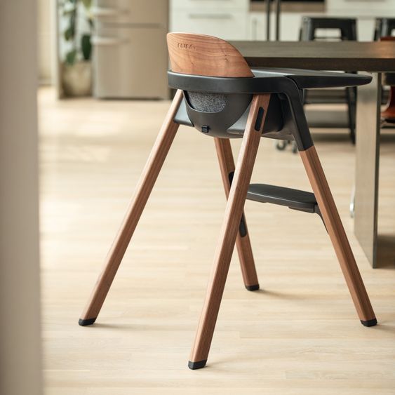 Nuna Hochstuhl BRYN bis 100 kg belastbar mit Sitzpolster, Sicherheitsgurt, Essbrett - Graphite