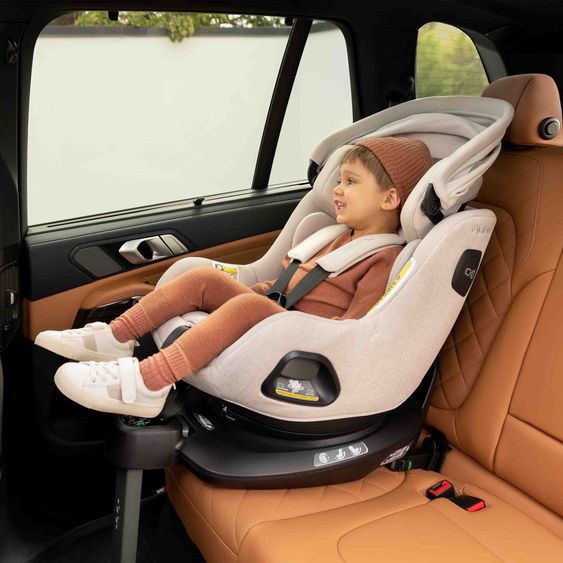 Nuna Reboarder Car Seat PRUU Aire i-Size 360° rotatable from birth to 4 years (40 cm - 105 cm) incl. base station & seat reducer - Biscotti
