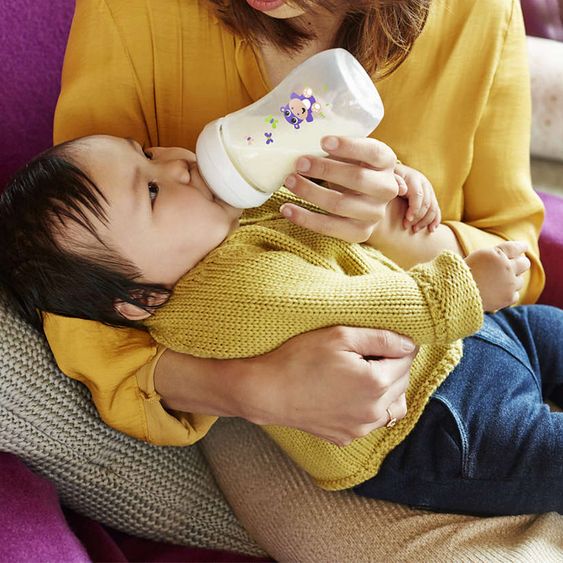 Philips Avent PP-Flasche Naturnah 260 ml - Silikon Gr. 2 - SCF070/22 - Hippo