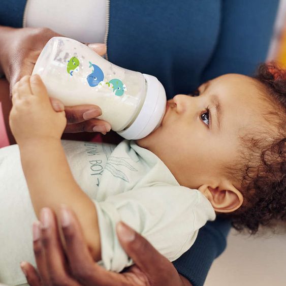 Philips Avent Bottiglia in PP Naturnah 260 ml - silicone misura 2 - SCF070/23 - balena