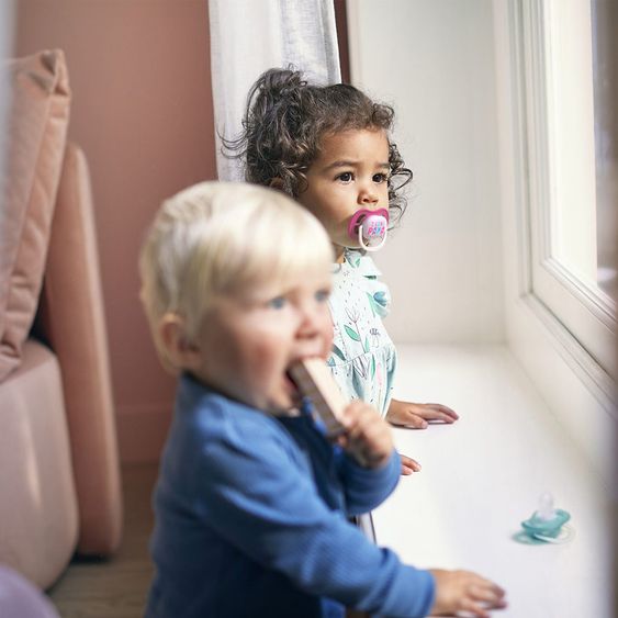 Philips Avent Schnuller 2er Pack Ultra Air Collection Happy 6-18 M - SCF080/04 - Papa Ballon