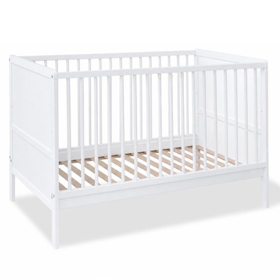 Pinolino Babybett & Kinderbett Carla Buche teilmassiv 3-fach höhenverstellbar, 3 Schlupfsprossen 70 x 140 cm - lackiert - Weiß