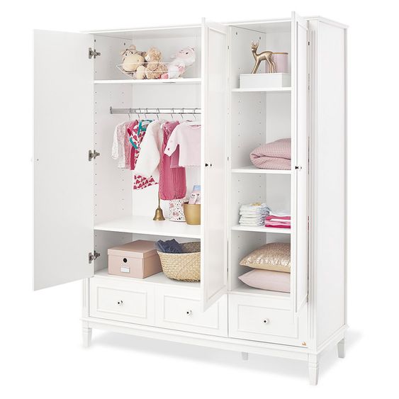 Pinolino Hope nursery with 3-door wardrobe, bed, wide changing unit