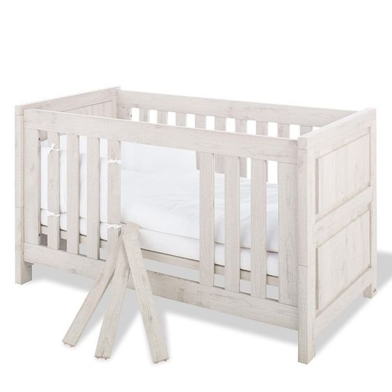 Pinolino Linea Nursery con fasciatoio extra large e armadio a 4 ante