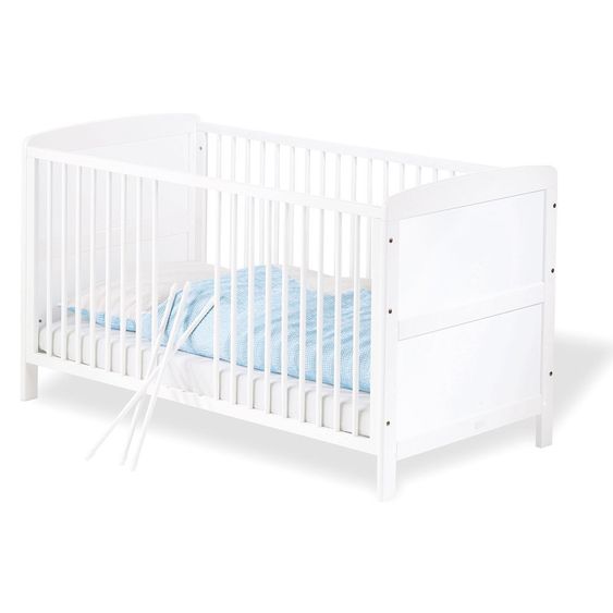 Pinolino Kinderzimmer Viktoria mit 2-türigem Schrank, Bett, breiter Wickelkommode