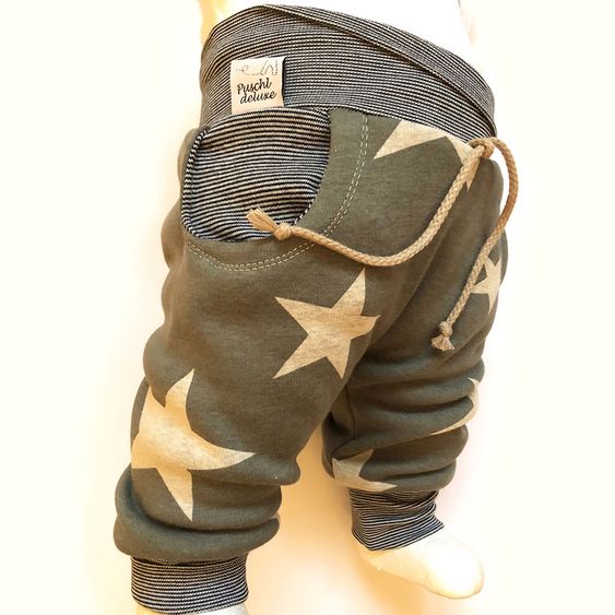 Puschl deluxe Baby Pumphose mit Fleece Sterne - Khaki / Schwarz - Gr. 50/56