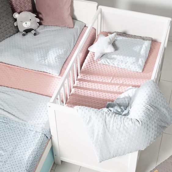 Roba Beistellbett und Kinderbett Hamburg inkl. Matratze 60 x 120 cm - Weiß