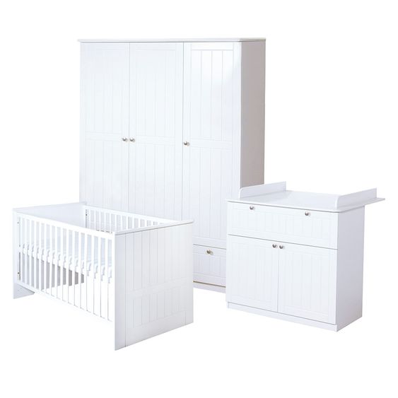 Roba Kinderzimmer Dreamworld 3 mit 3-türigem Schrank, Bett, Wickelkommode