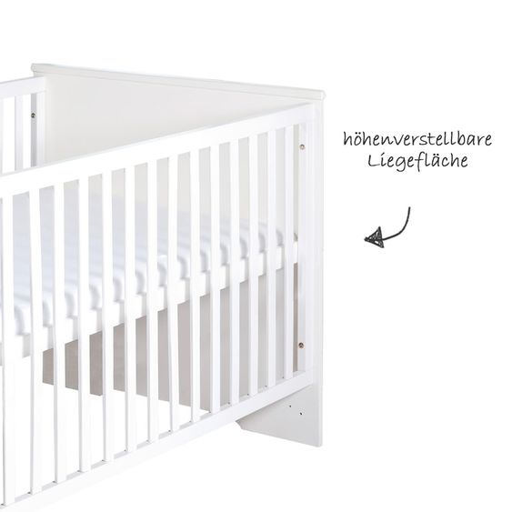 Roba Kinderzimmer Dreamworld 3 mit 3-türigem Schrank, Bett, Wickelkommode