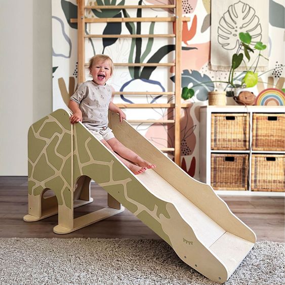 small foot Indoor Slide Giraffe Wildlife made of wood - Natur