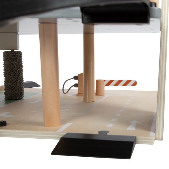 small foot Parking garage Rally incl. 2 Cars, Fuel Pump & Car Wash - Braun