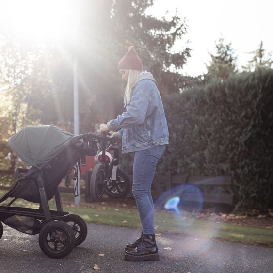 TFK Laufrad Balance Bike mit Luftreifen, Trageschlaufe & verstellbarem Sattel - Rot